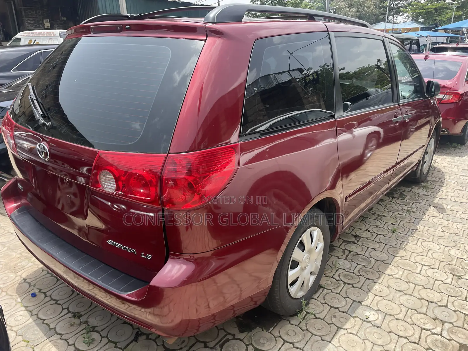 Toyota Sienna 2007 Red