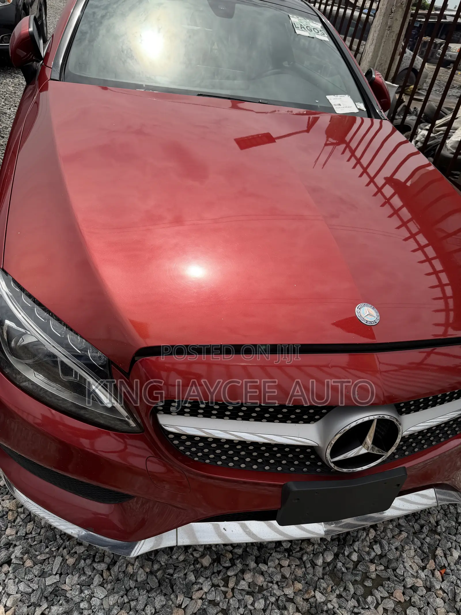 Mercedes-Benz C-Class C 300 4MATIC (W205) 2017 Red