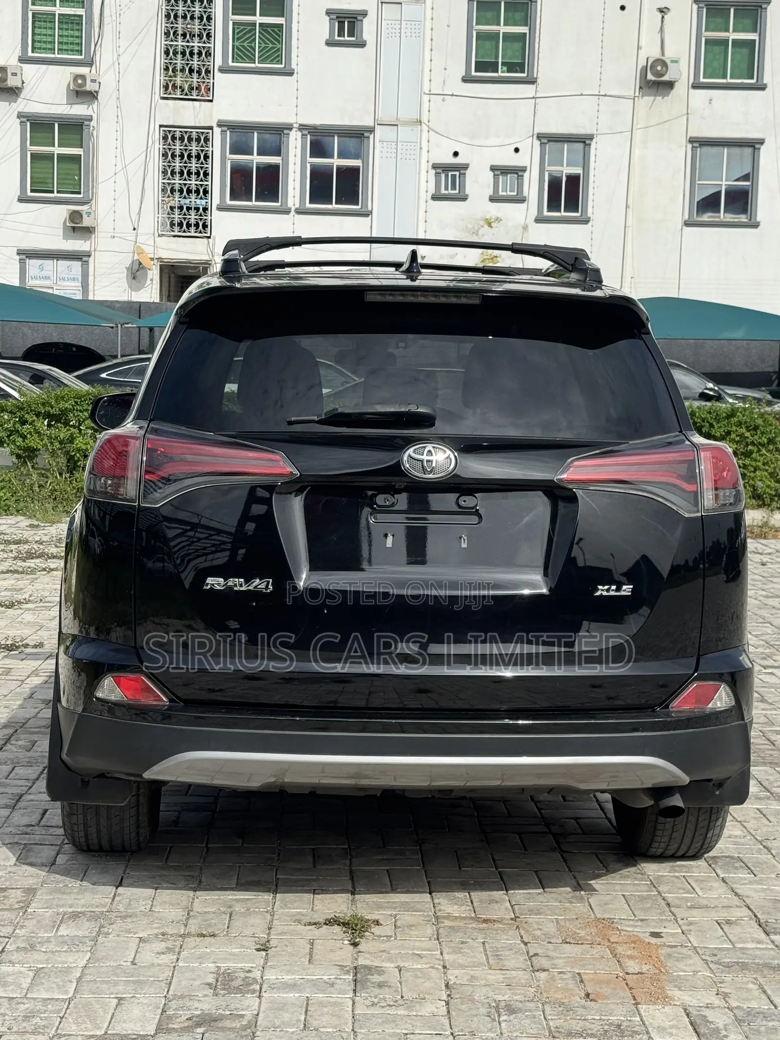 Toyota RAV4 XLE 4dr SUV AWD (2.5L 4cyl 6A) 2018 Black