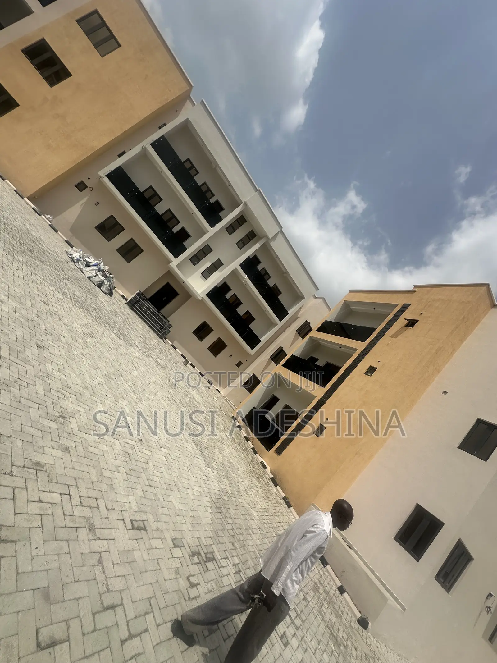 3bdrm Apartment in Jahi Gilmore,Fct for rent