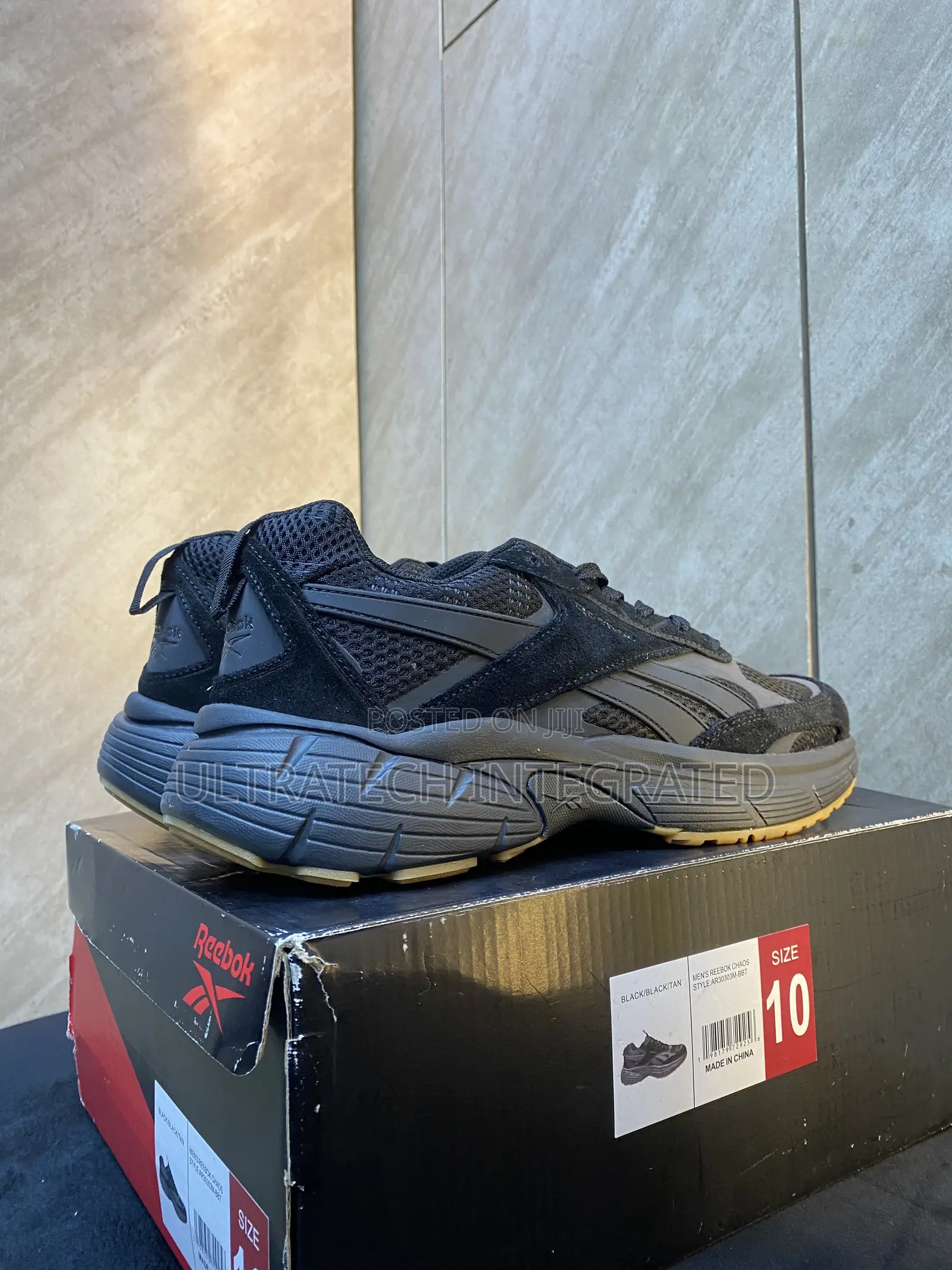 REEBOK Men’s Chaos Mesh & Suede Sneaker