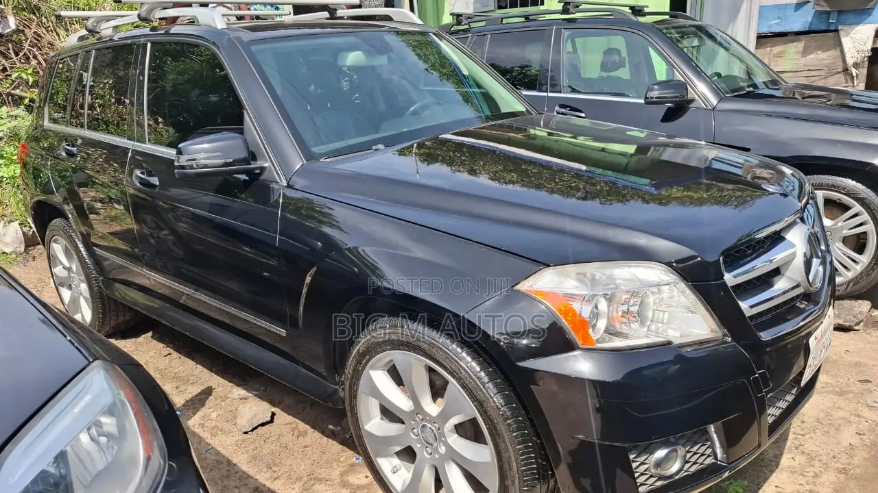 Mercedes-Benz GLK-Class 350 2011 Black