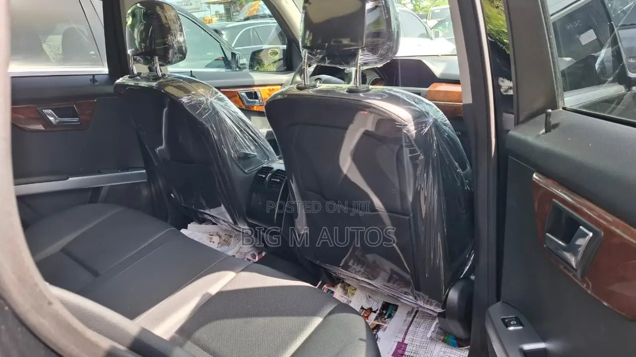Mercedes-Benz GLK-Class 350 2011 Black