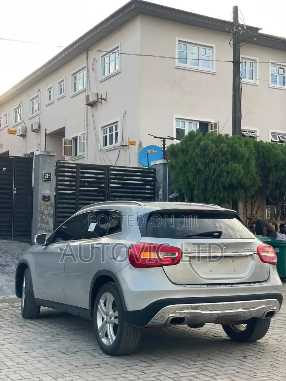 Mercedes-Benz GLA 250 2016 Silver