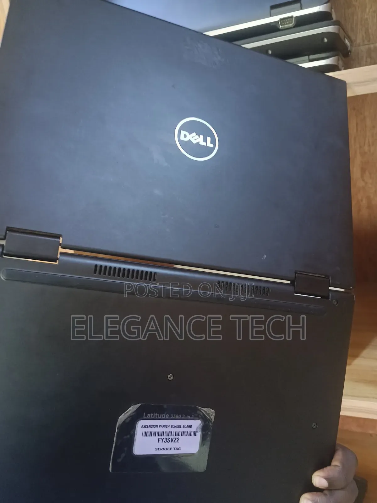 Laptop Dell Latitude 3390 2-in-1 8GB Intel Core i5 SSD 256GB