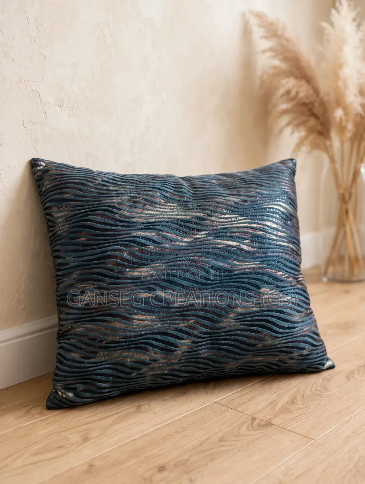 Luxury Decorative Throw Pillows & Sofa Cushions | Stylish Home Decor
