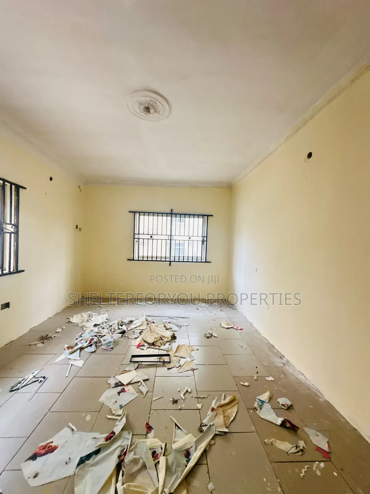 3bdrm Apartment in Lekki Phase 1 for rent