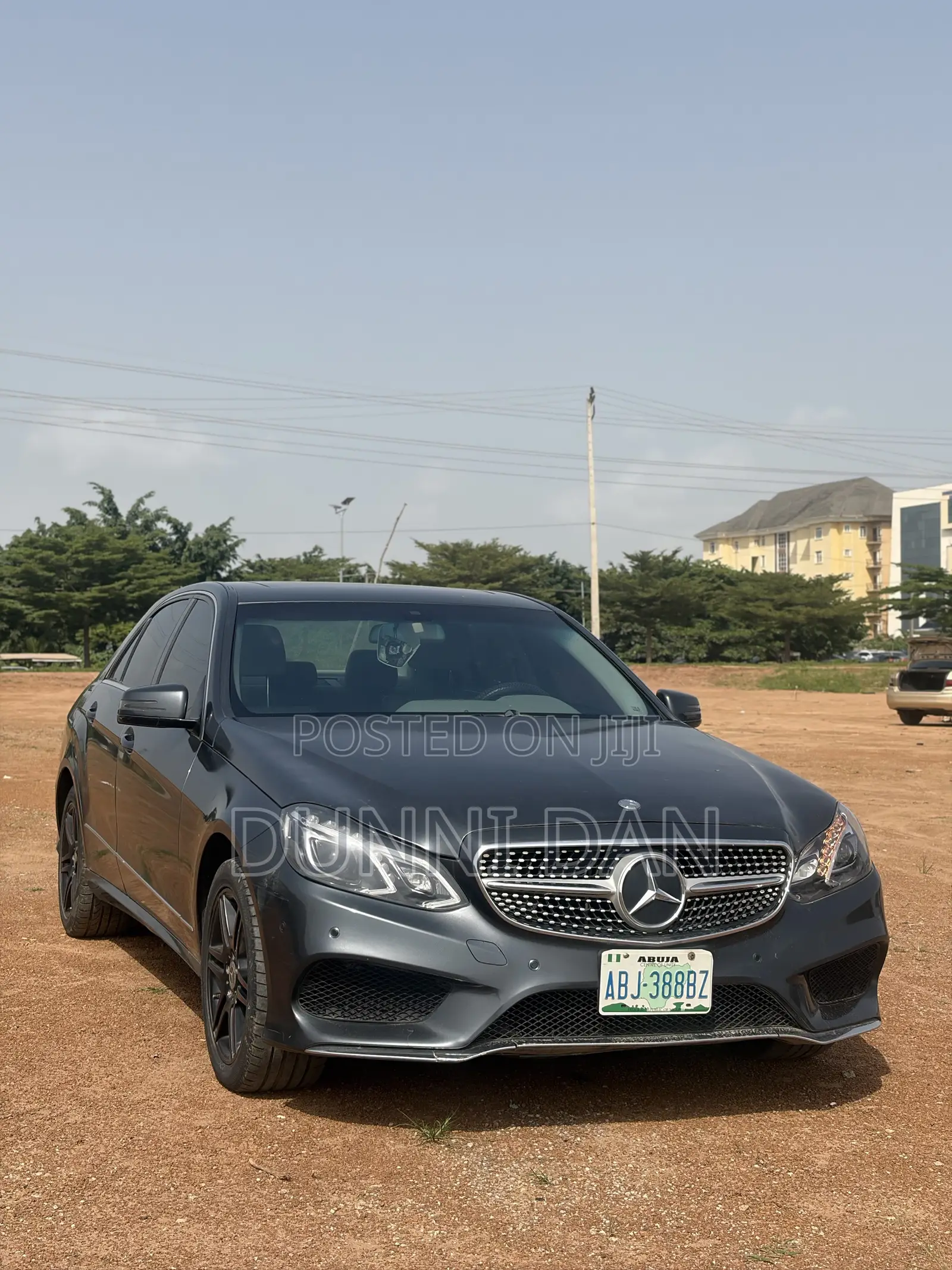 Mercedes-Benz E350 Base 4Matic Sedan AWD (3.5L 6cyl 7A) 2011 Gray