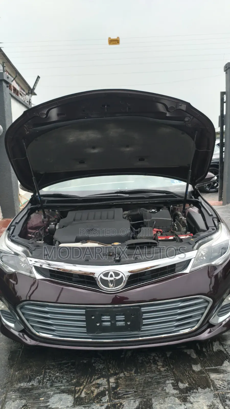 Toyota Avalon XLE 4dr Sedan (3.5L 6cyl 6A) 2014 Maroon