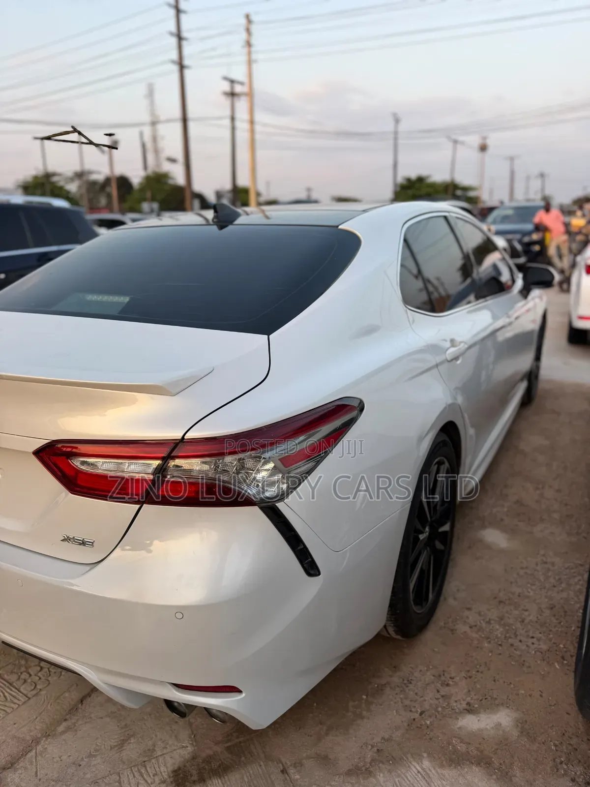 Toyota Camry XSE V6 FWD (3.5L 6cyl 8AM) 2018 White