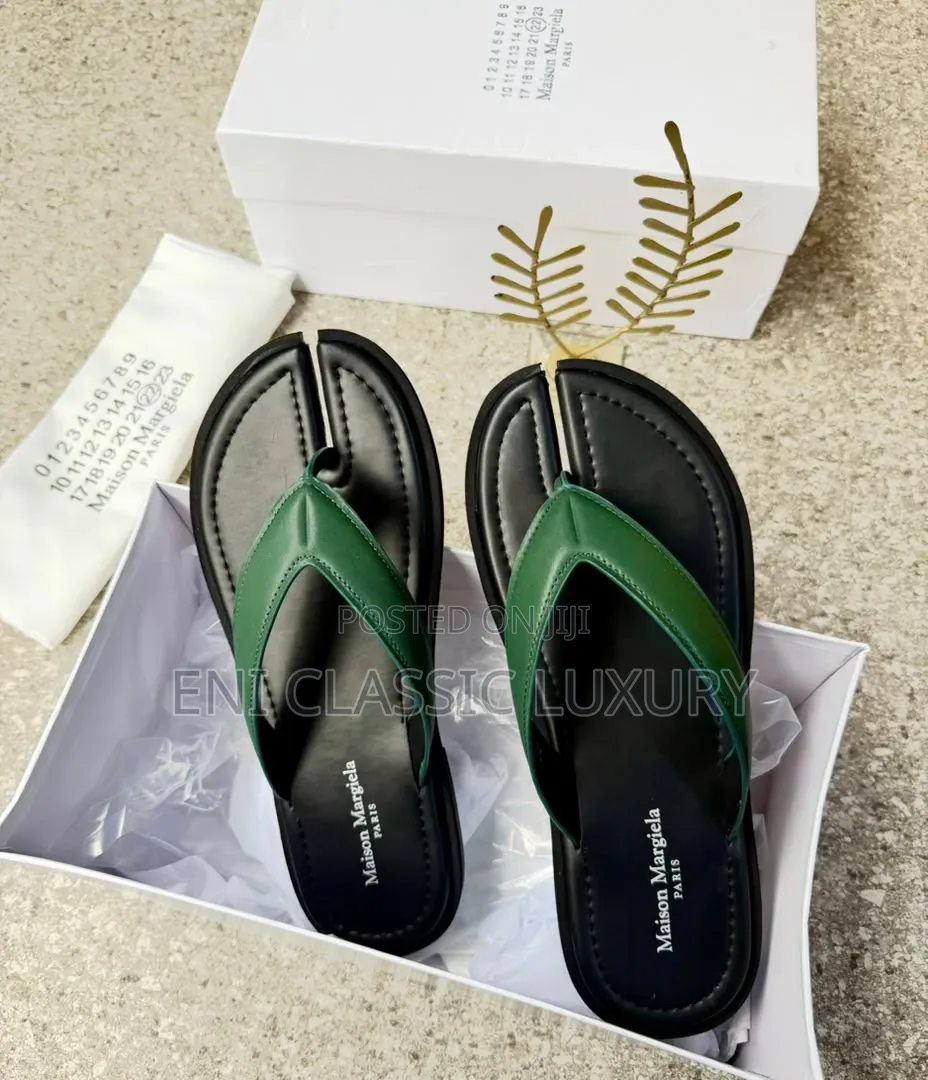 Maison Margiela Luxury Men's Slippers Best Quality Well Branded