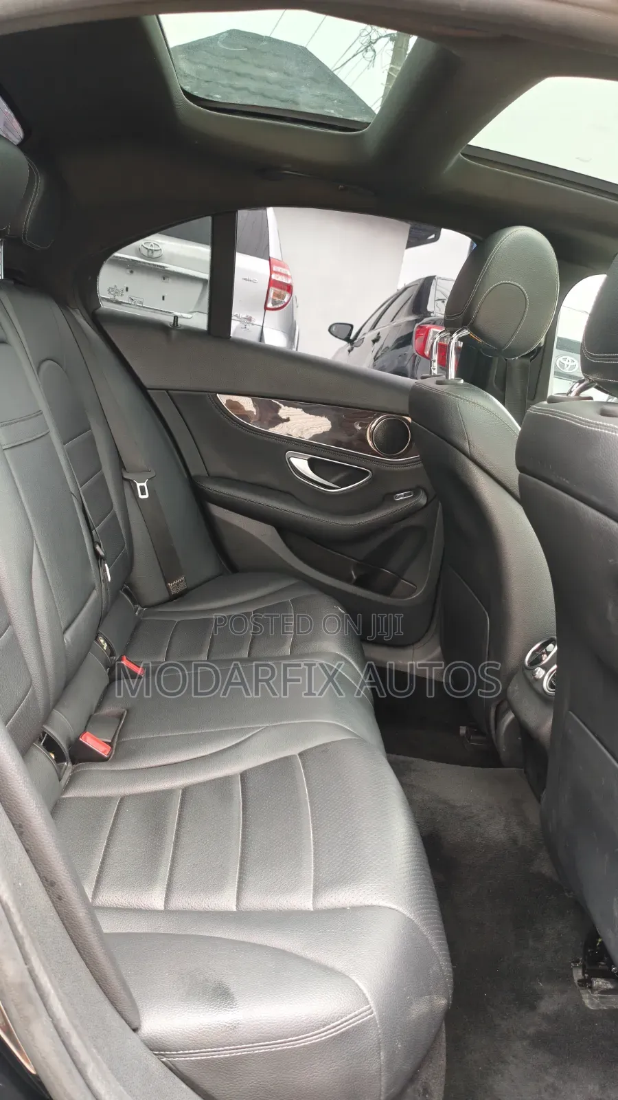 Mercedes-Benz C300 Luxury 4Matic Sedan AWD (3.5L 6cyl 7A) 2014 Black