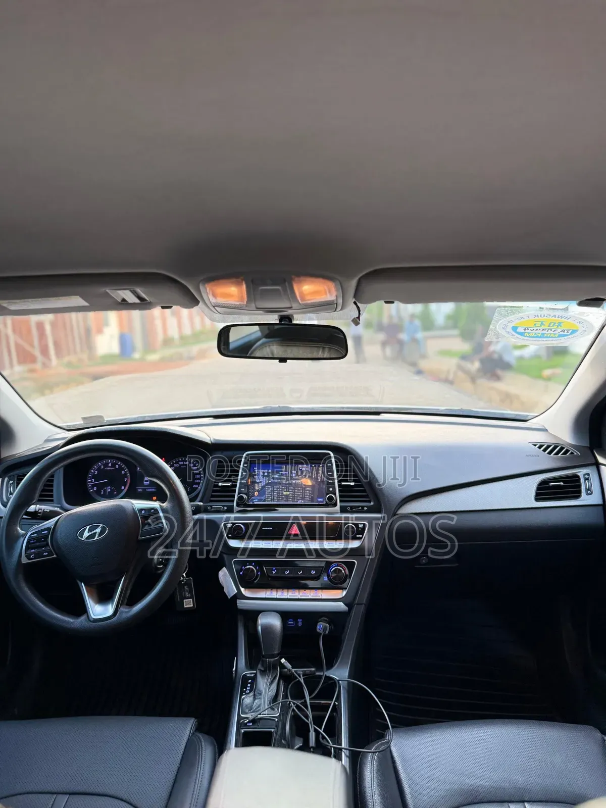 Hyundai Sonata Base Sedan FWD (2.4L 4cyl 6A) 2017 Silver