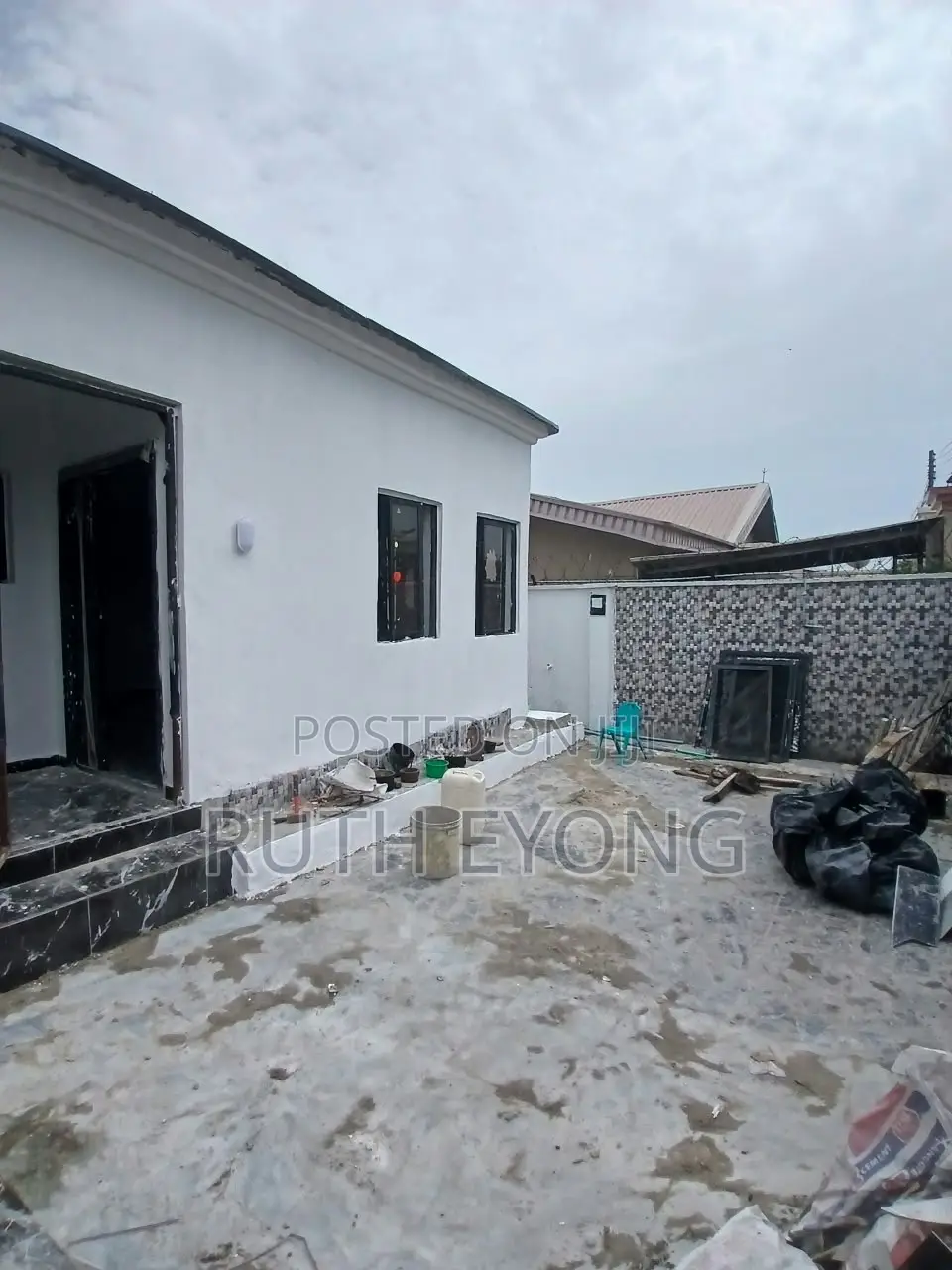 3bdrm Bungalow in Abraham Adesanya Estate for rent