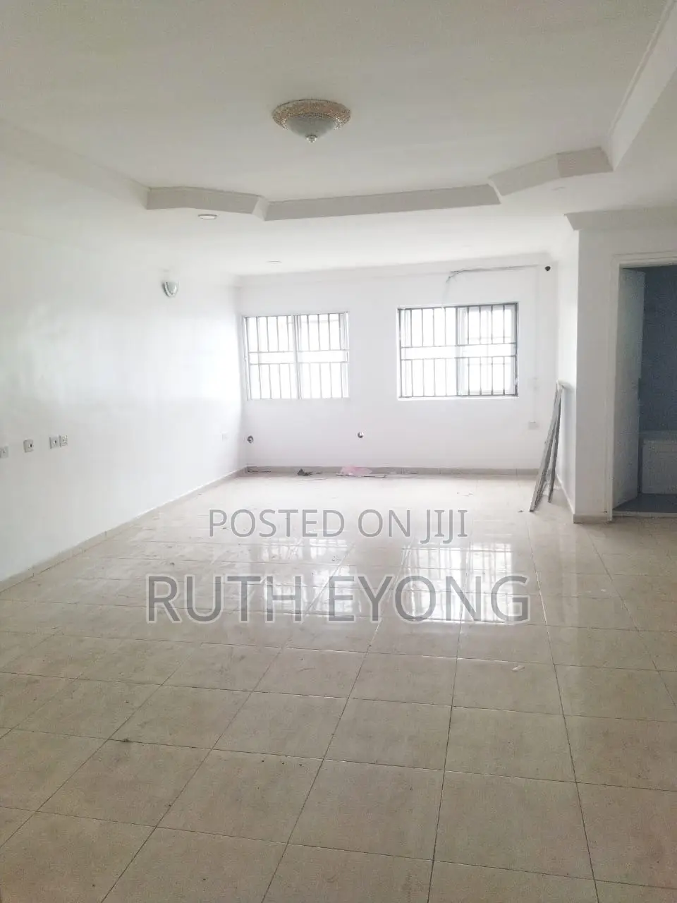 4bdrm Townhouse / Terrace in Lekki Phase 1 for rent