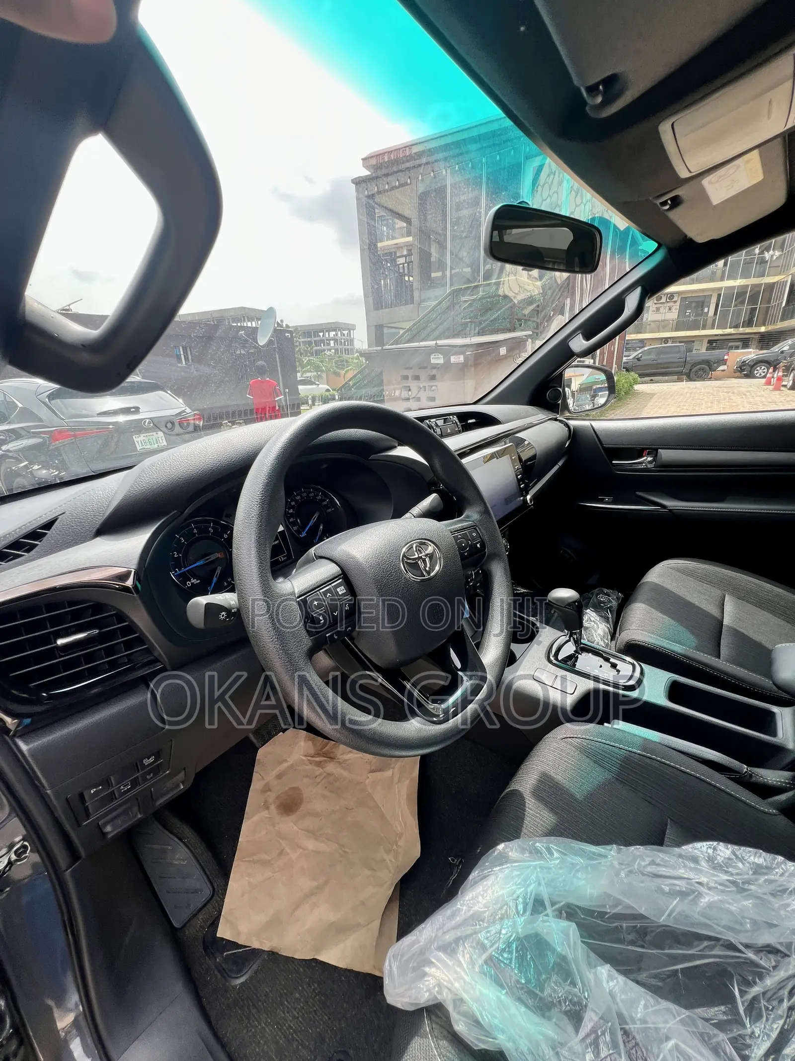 New Toyota Hilux 2025 Gray