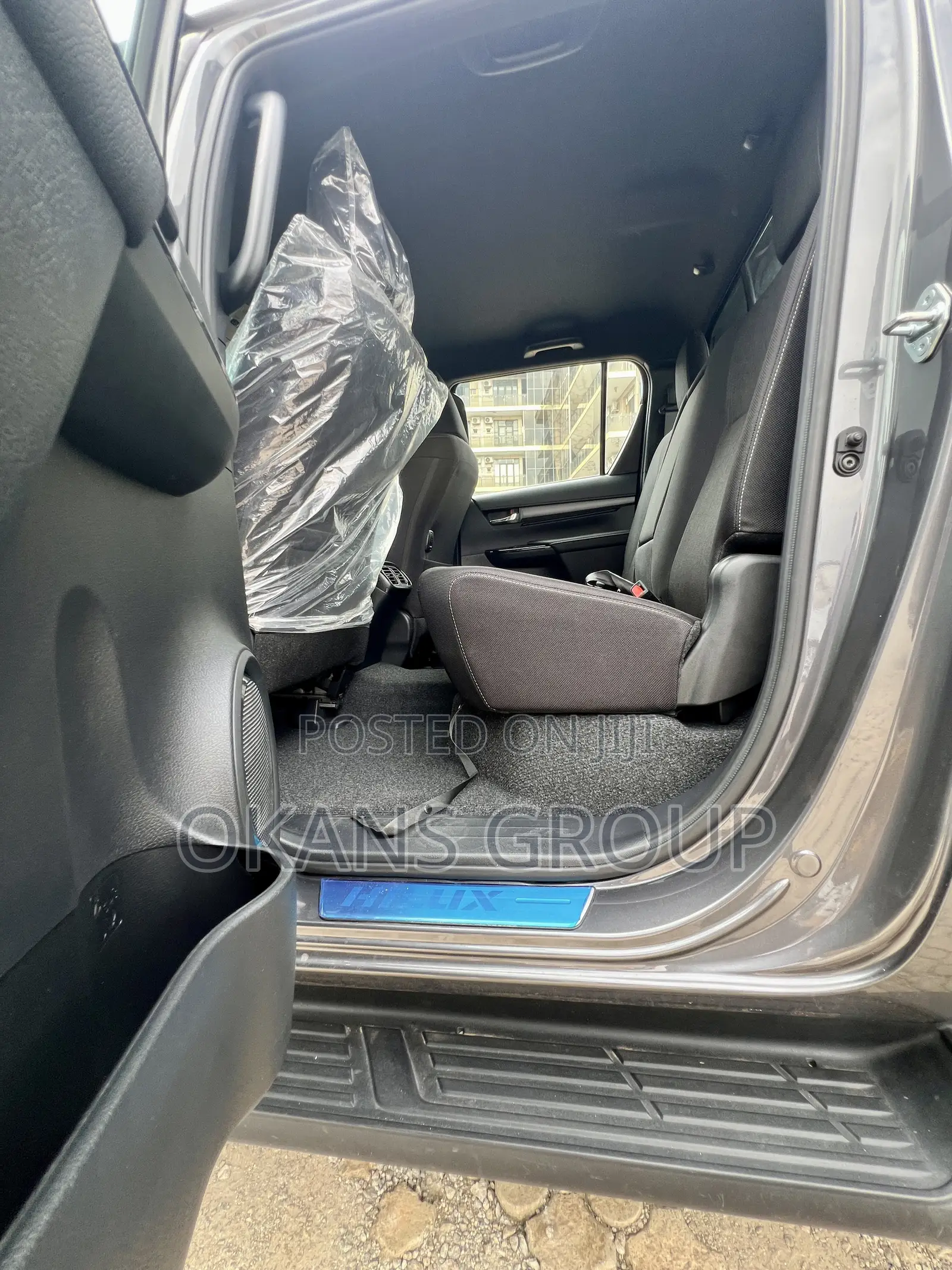 New Toyota Hilux 2025 Gray