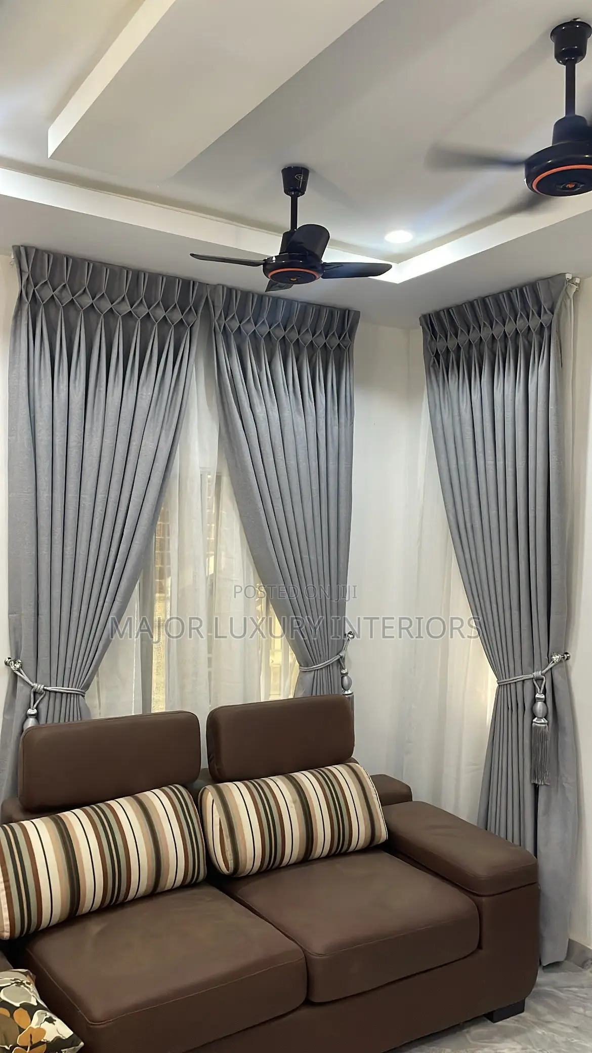 Double Pleat Design With High Quality Turkey Fabric
