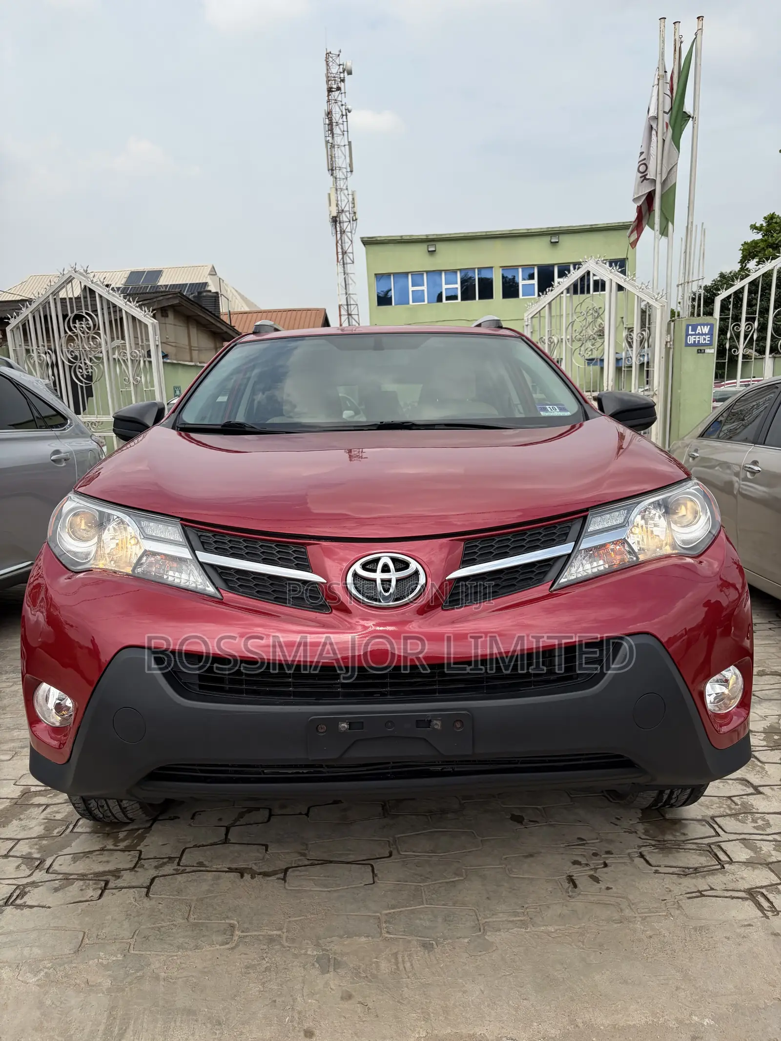 Toyota RAV4 LE 4dr SUV (2.5L 4cyl 6A) 2014 Red