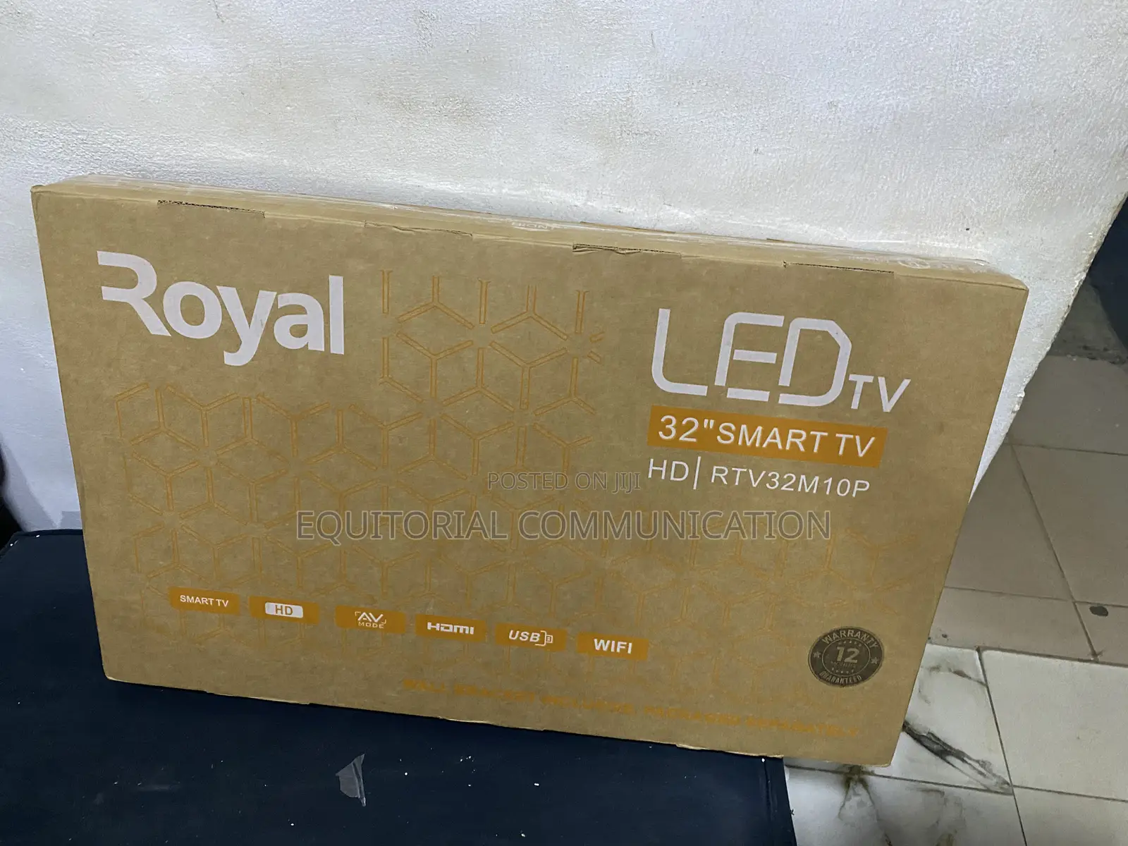 Royal RTV32M10P 32 Inch TV for Bedroom Entertainment