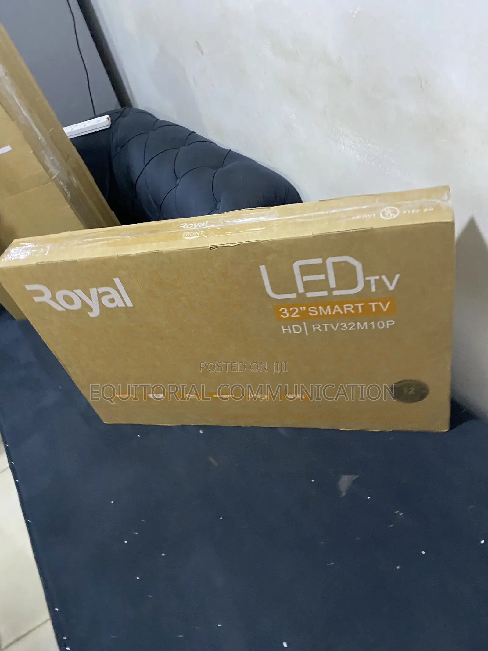 Royal 32-Inch Smart TV for Apartments RTV32M10P