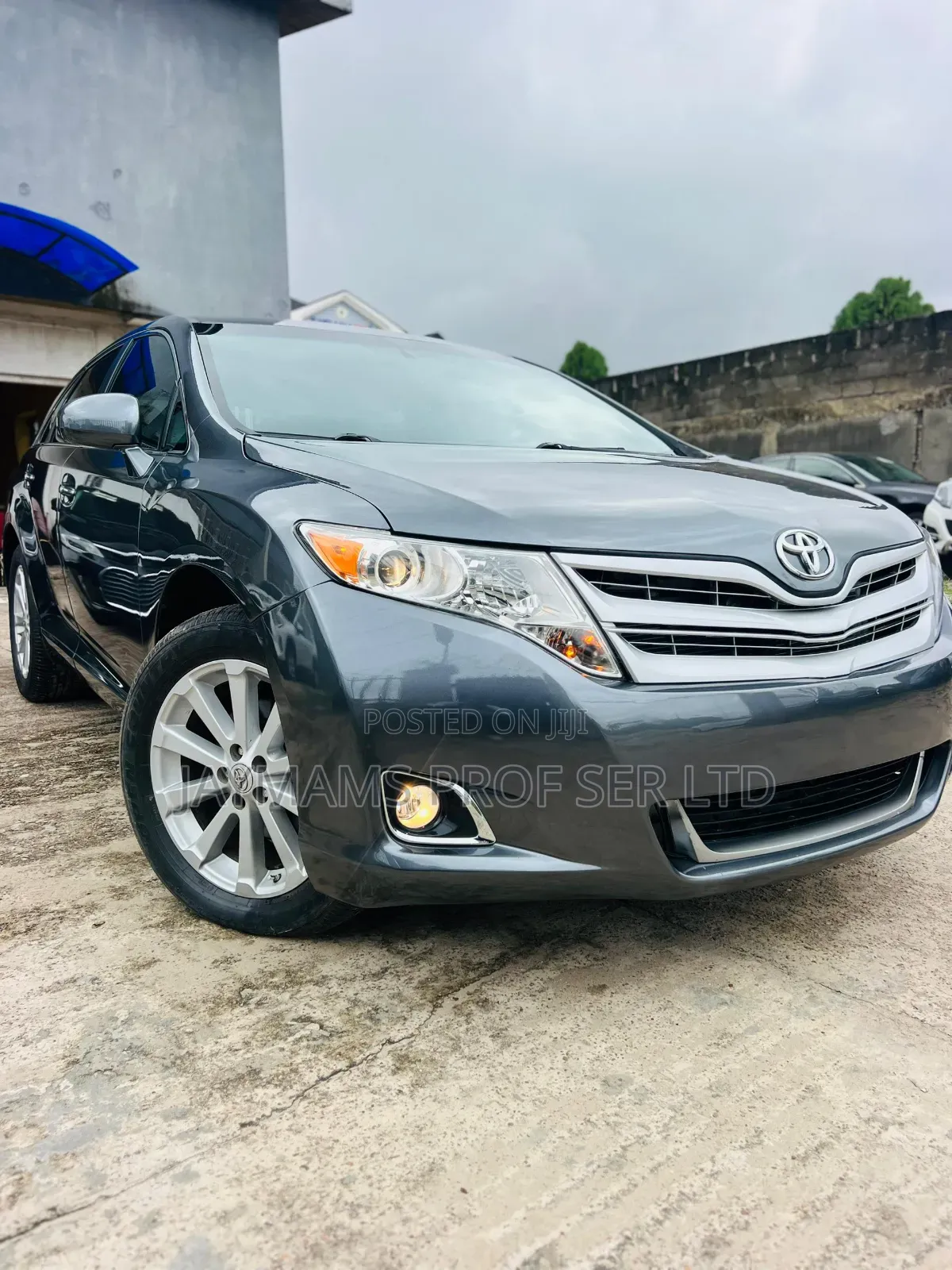Toyota Venza XLE 2012 Blue