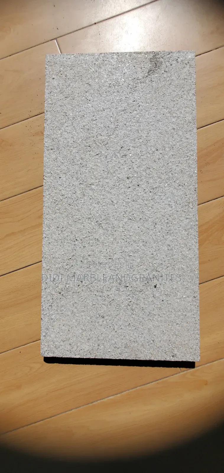 Flamed Granite Tiles 30x60x2cm Thickness