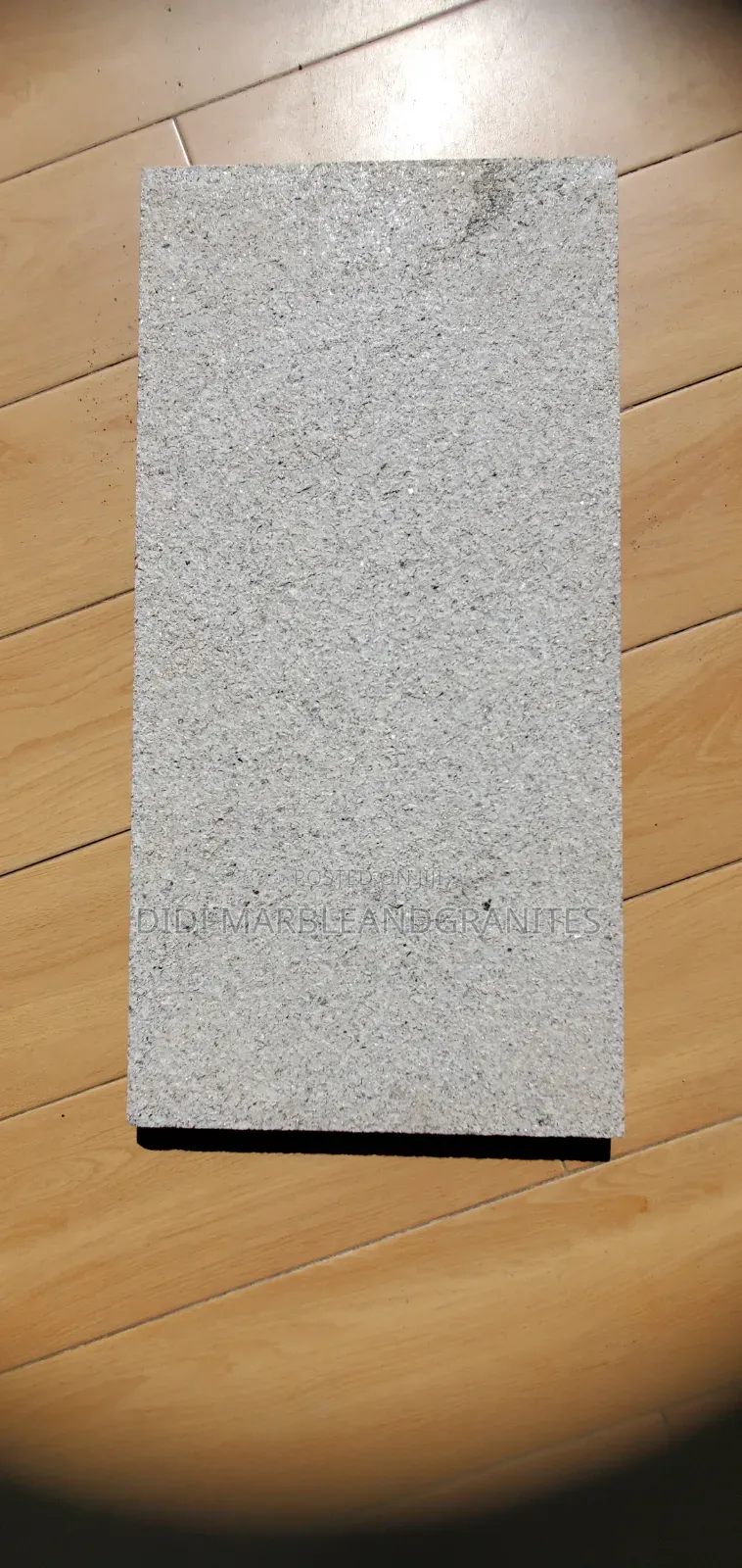 Flamed Granite Tiles 30x60x2cm Thickness