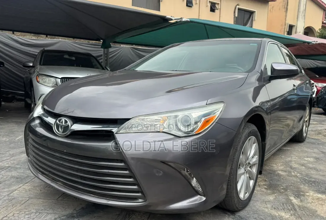 Toyota Camry 2015 Gray