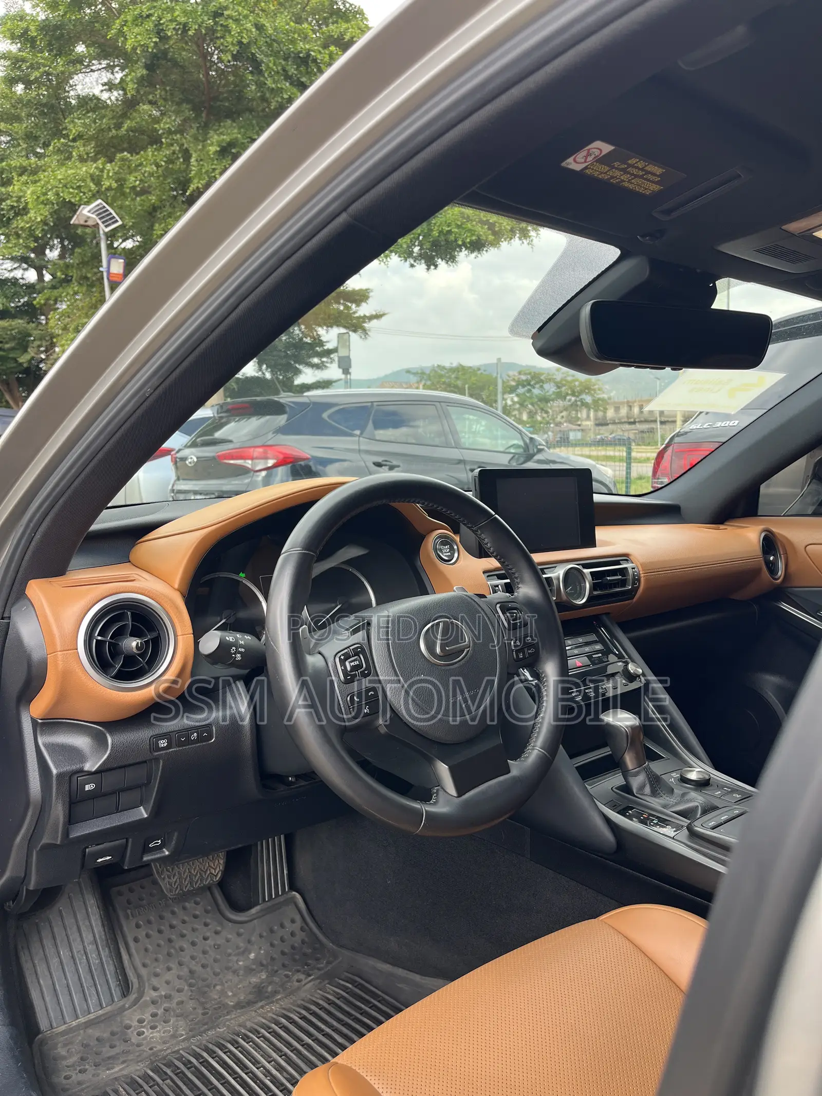 Lexus IS 300h 2WD 2021 Silver