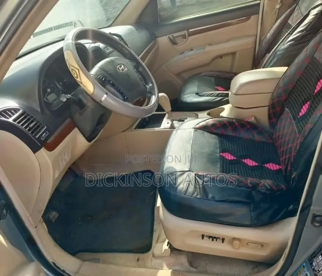 Hyundai Santa Fe 2008 Red