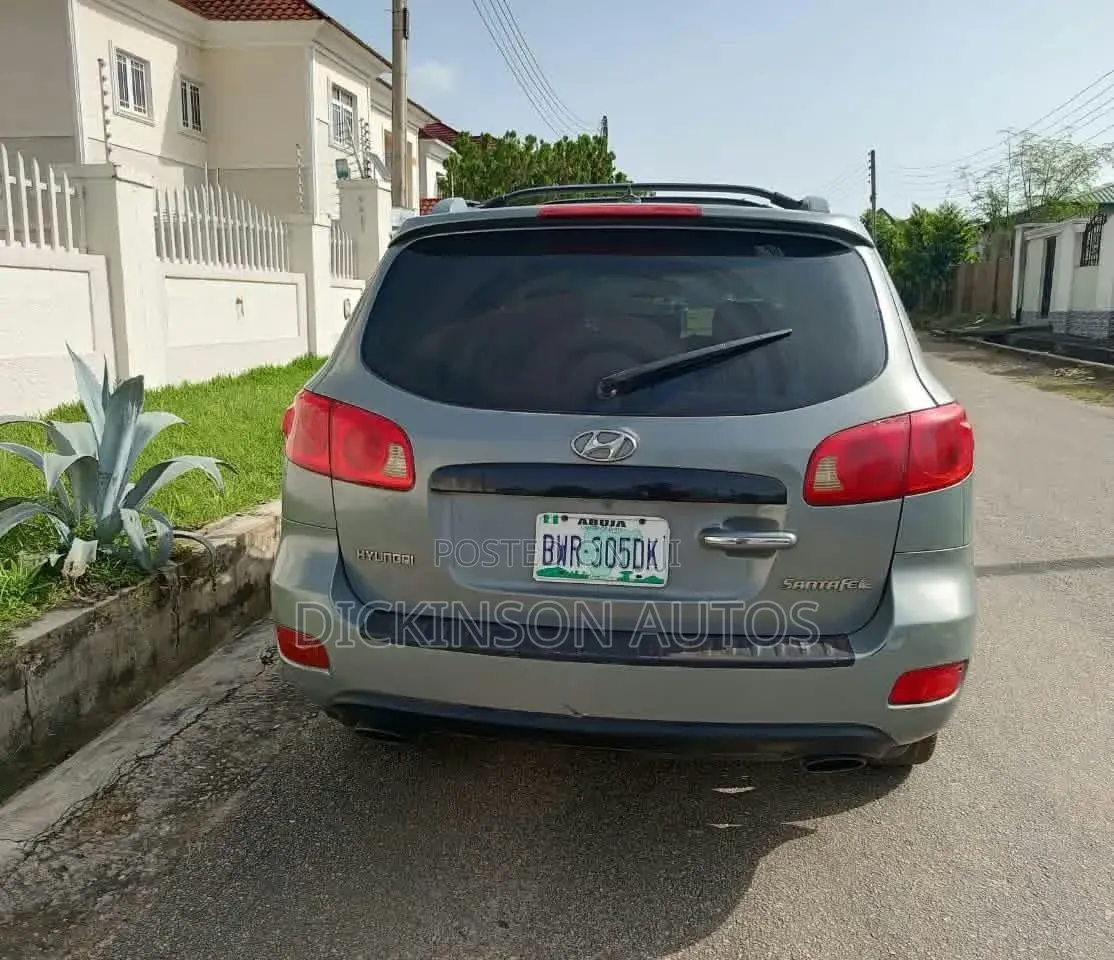 Hyundai Santa Fe 2008 Red