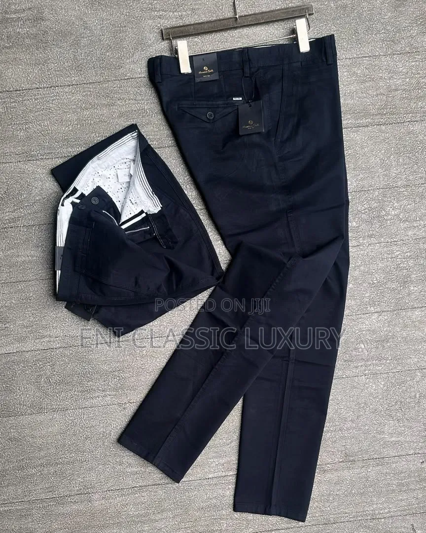 High Demand Luxury Men's Plain Cargo Chino Best Quality Well Branded