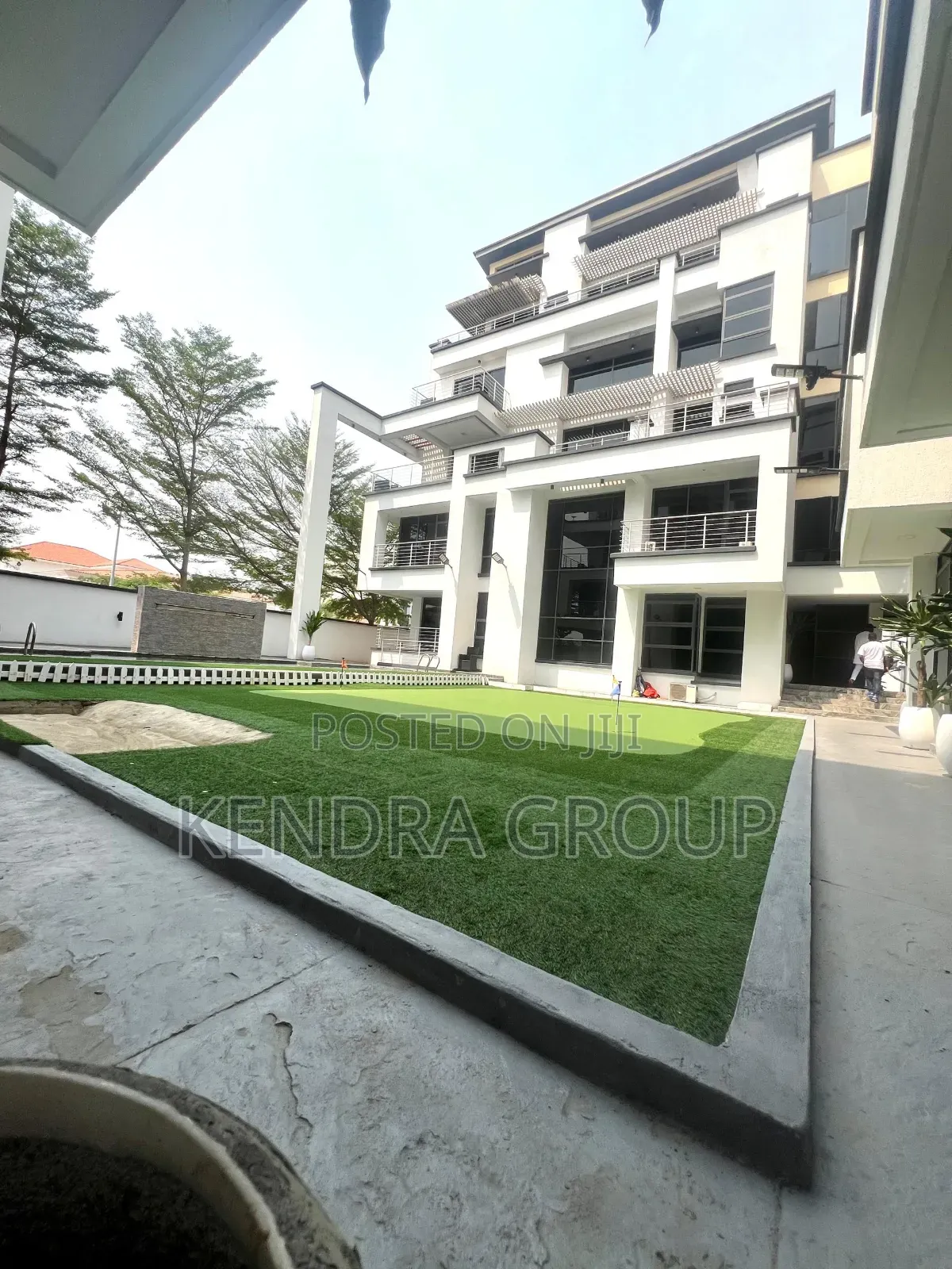 Furnished 3bdrm Block of Flats in Banana Island for rent