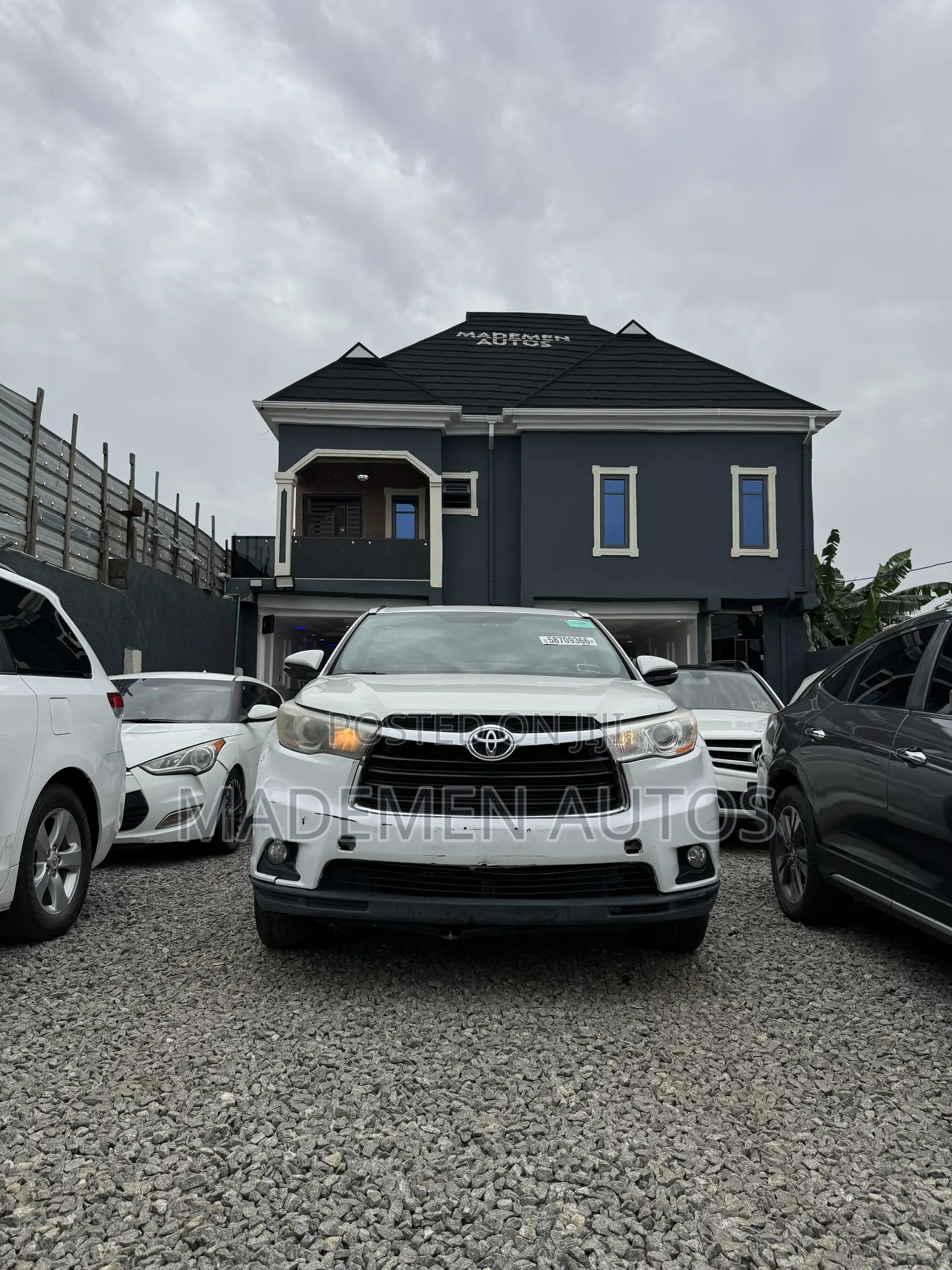 Toyota Highlander XLE 4dr SUV (3.5L 6cyl 6A) 2015 White