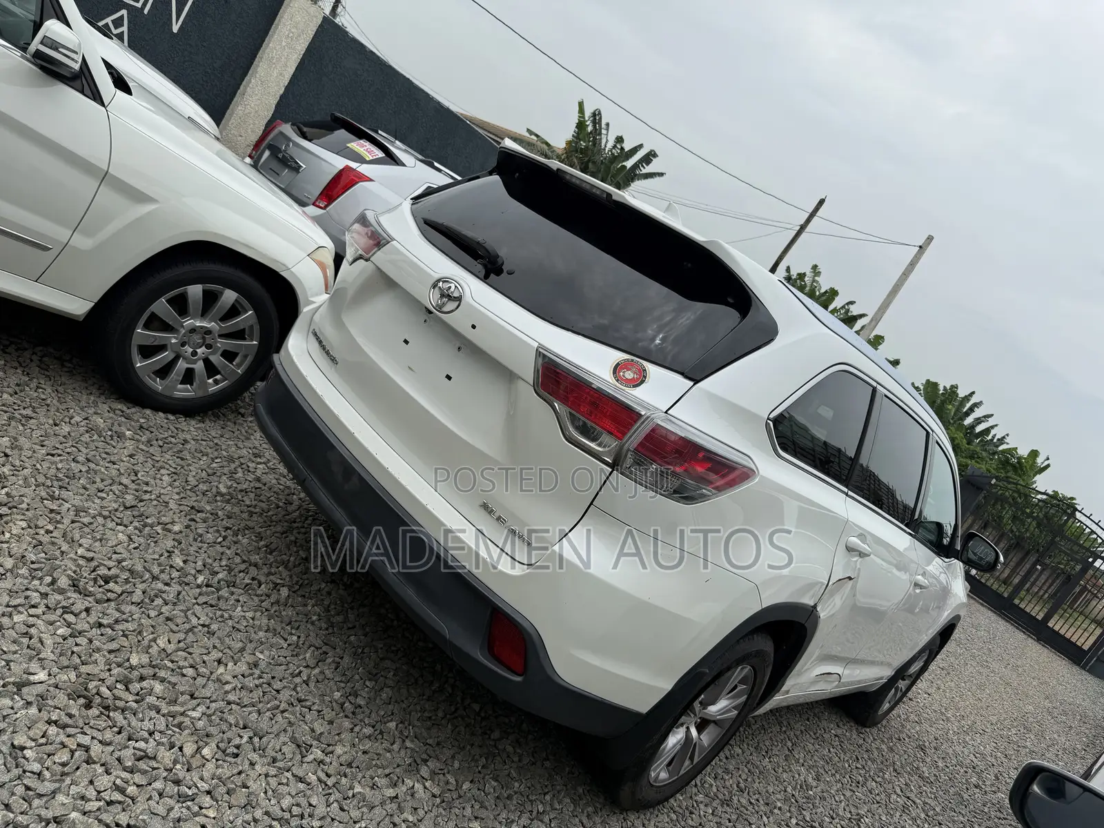 Toyota Highlander XLE 4dr SUV (3.5L 6cyl 6A) 2015 White