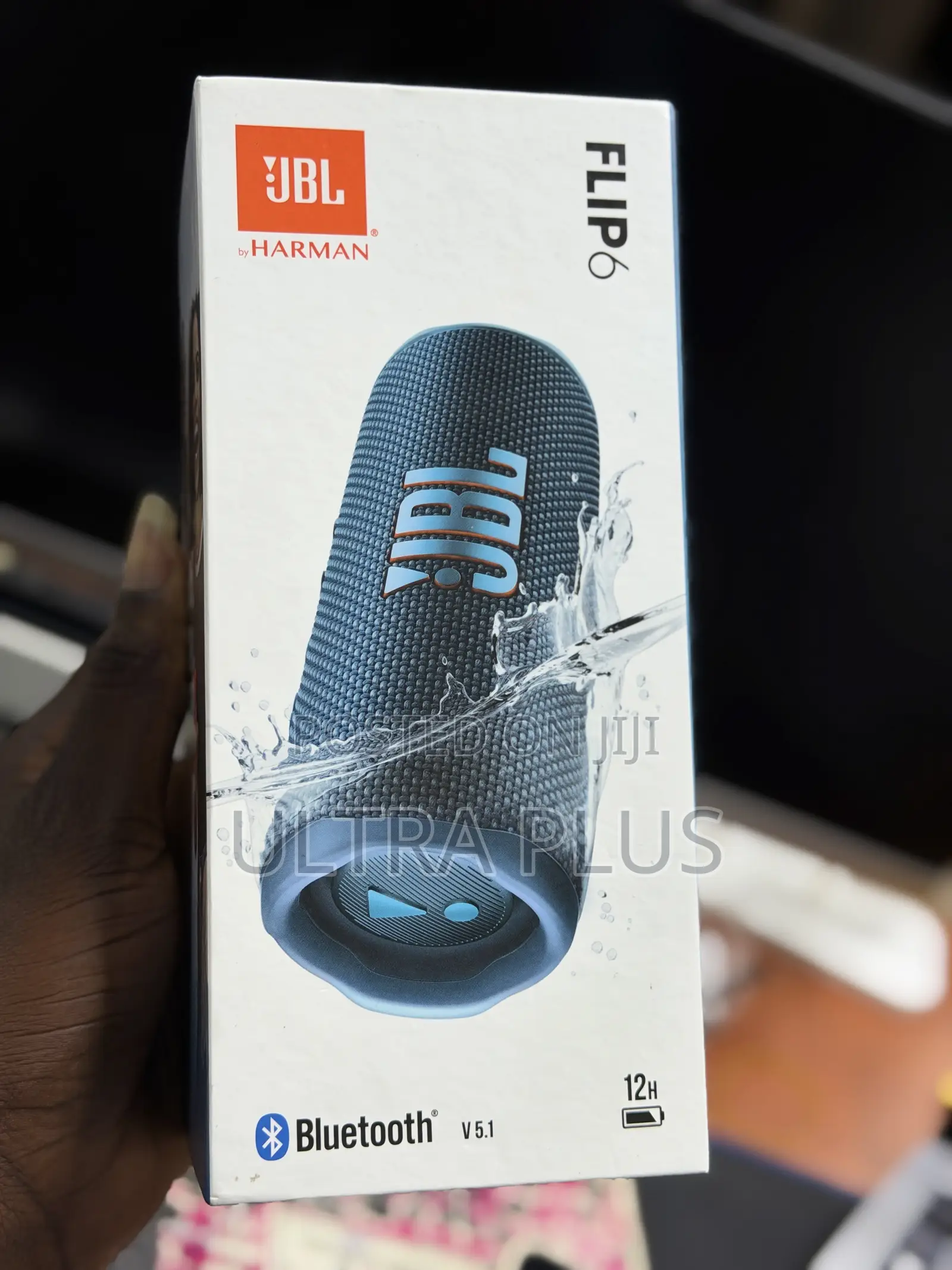 JBL FLIP 6 Bluetooth Speaker