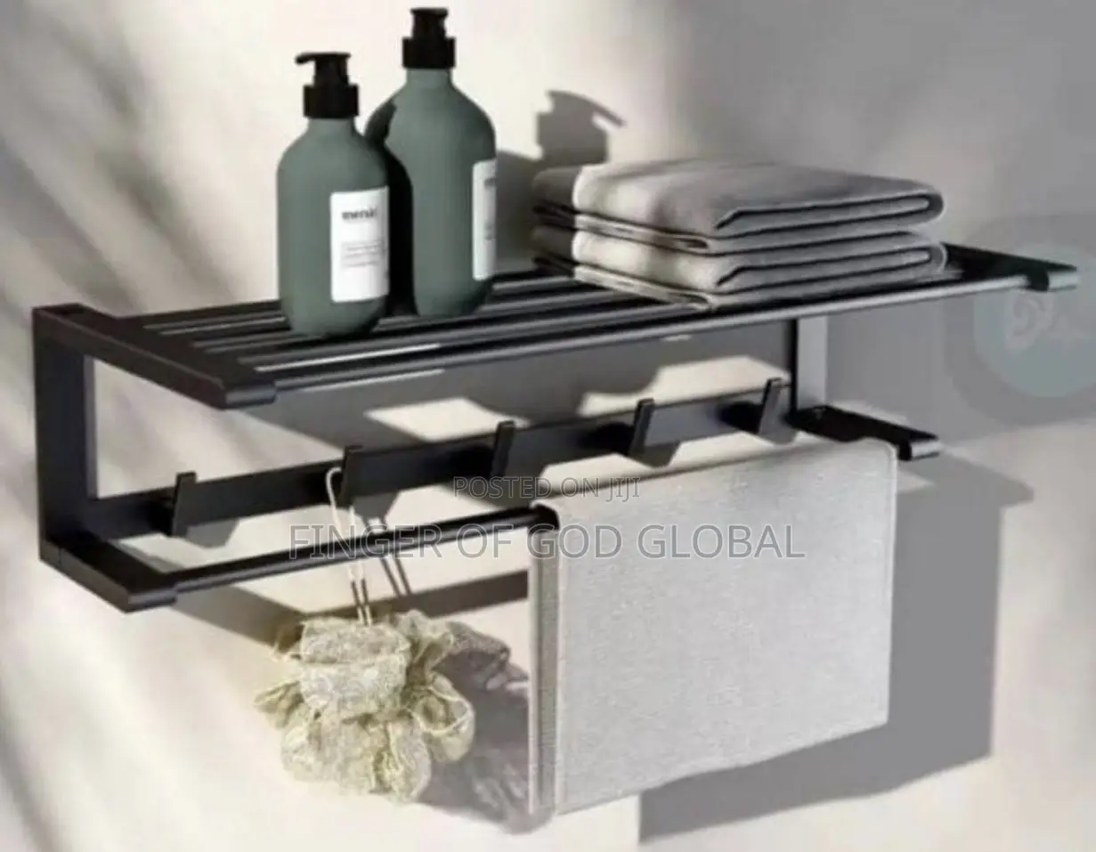 Wall-Mounted Bathroom Towel Rack With Hooks