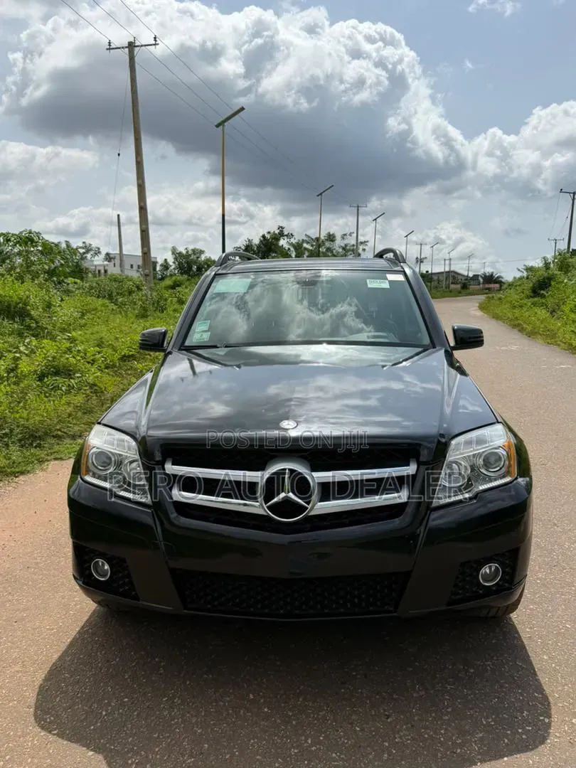 Mercedes-Benz GLK-Class 2011 Black