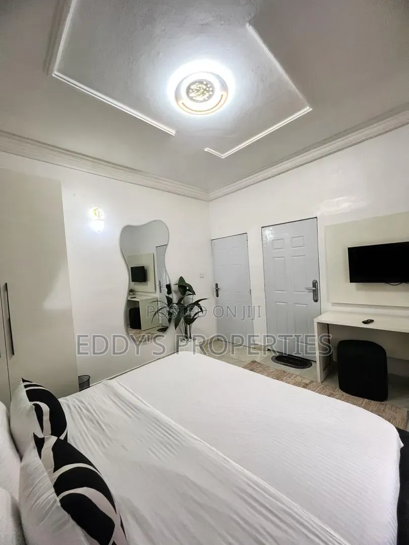 Cozy 1 Bedroom Apartment