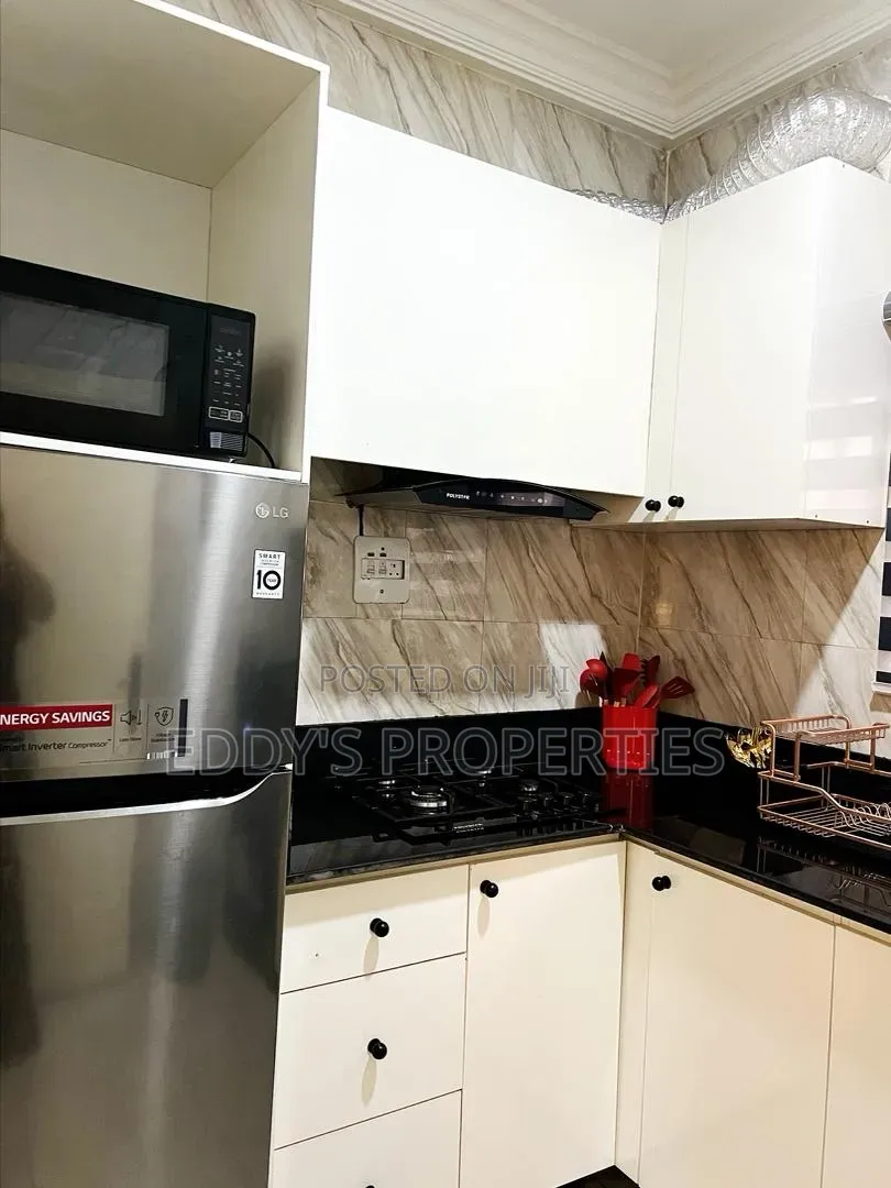 Cozy 1 Bedroom Apartment