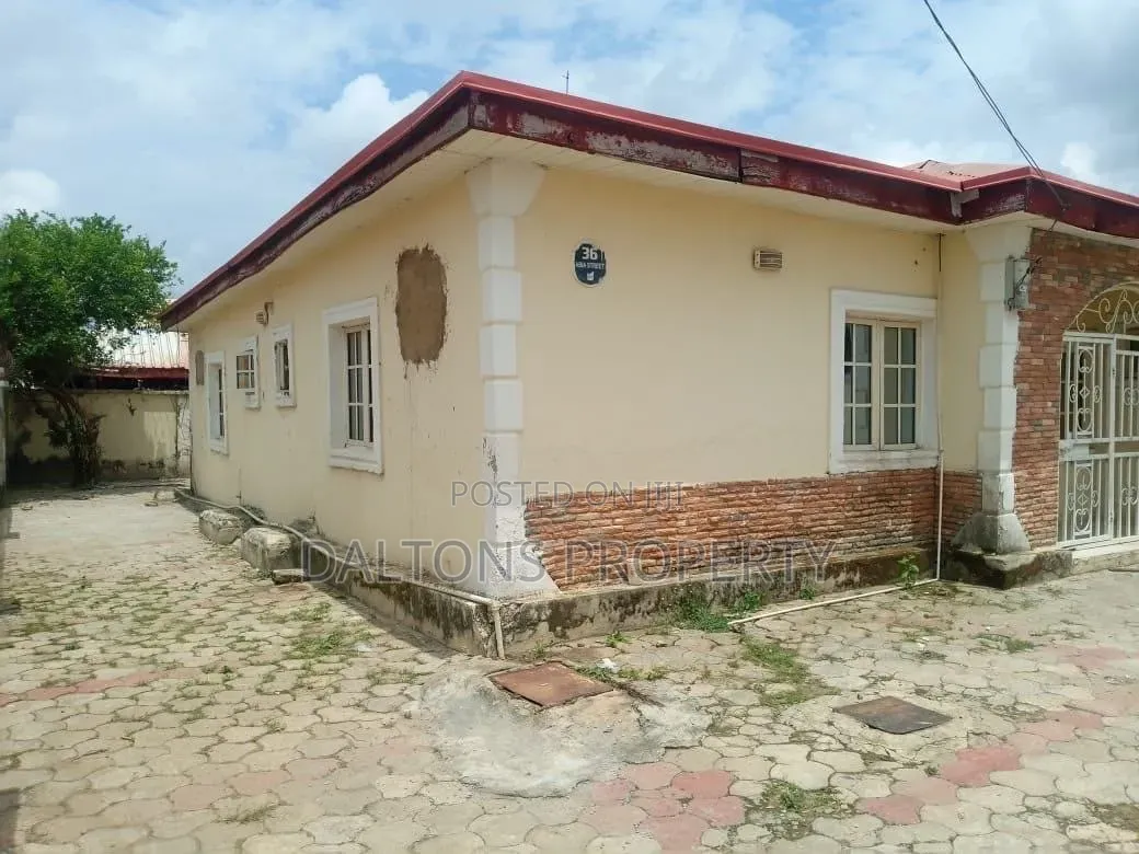 2bdrm Bungalow in Trademore Estate, Sabon Lugbe for sale