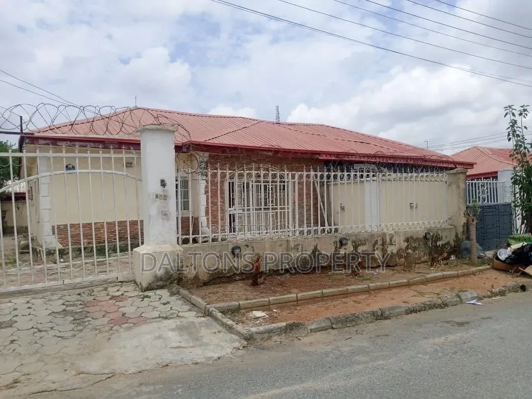 2bdrm Bungalow in Trademore Estate, Sabon Lugbe for sale