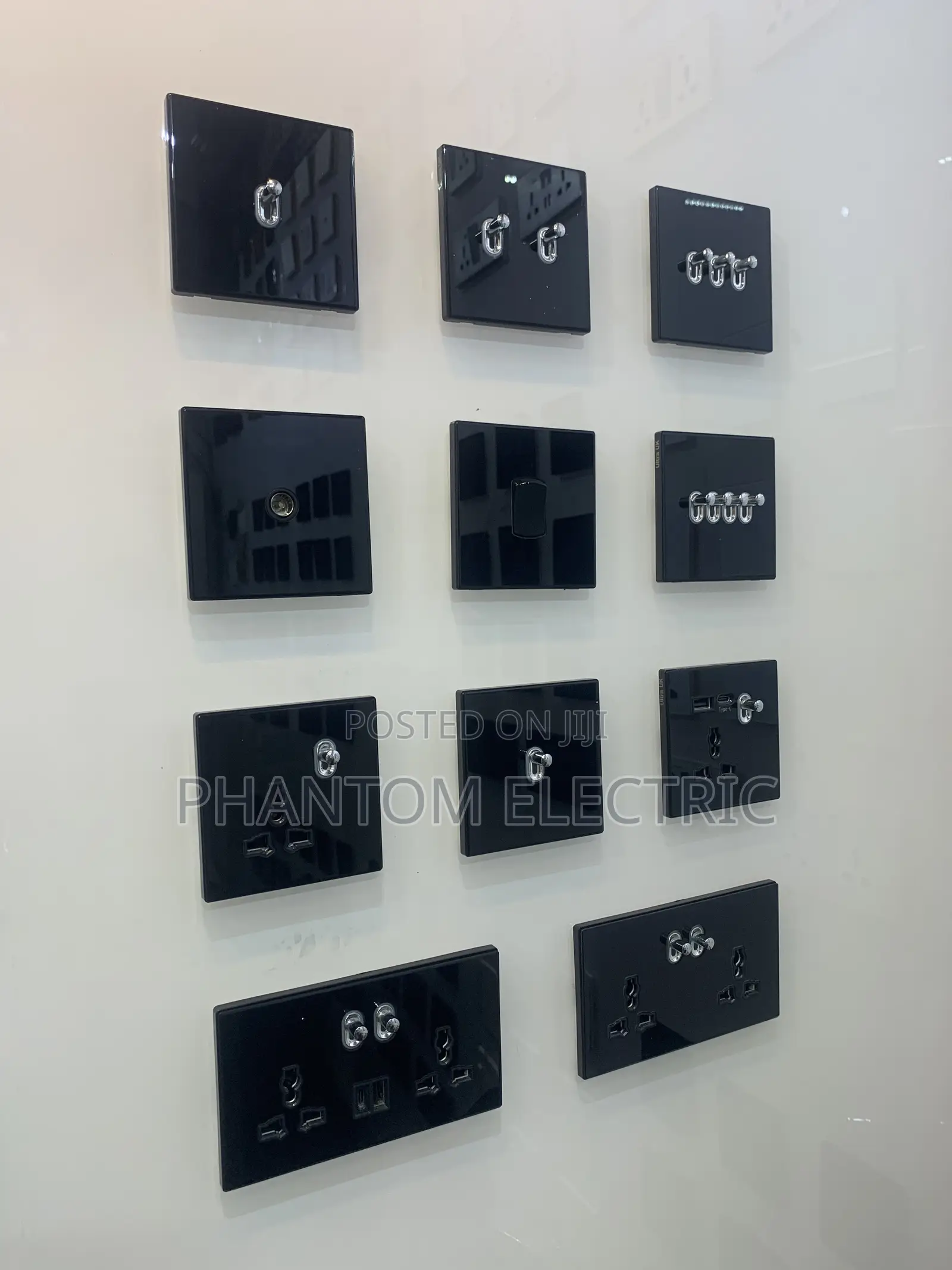 Toogle Reset Luxury Modern Switches and Sockets 0015