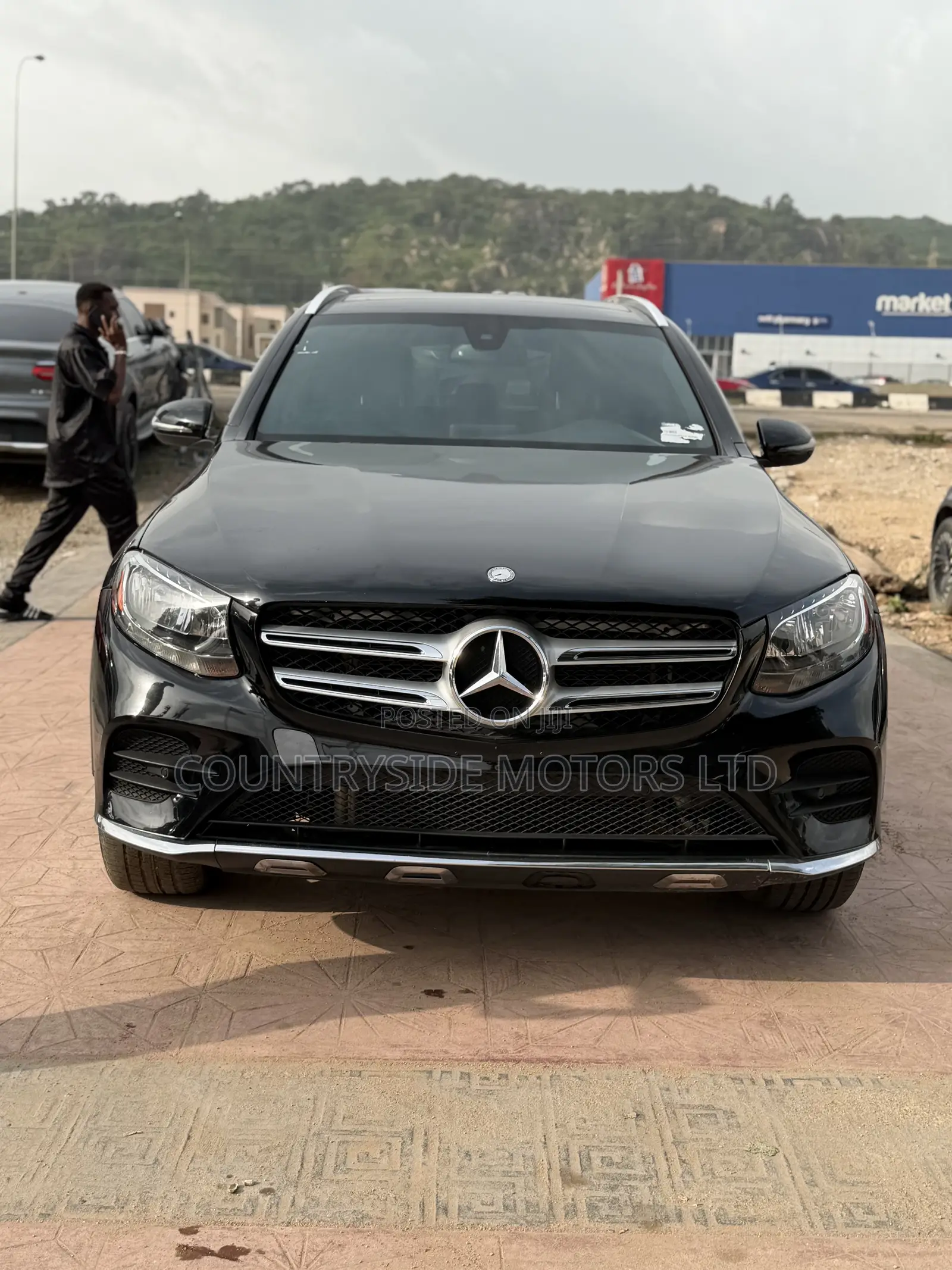 Mercedes-Benz GLC-Class 2017 Black