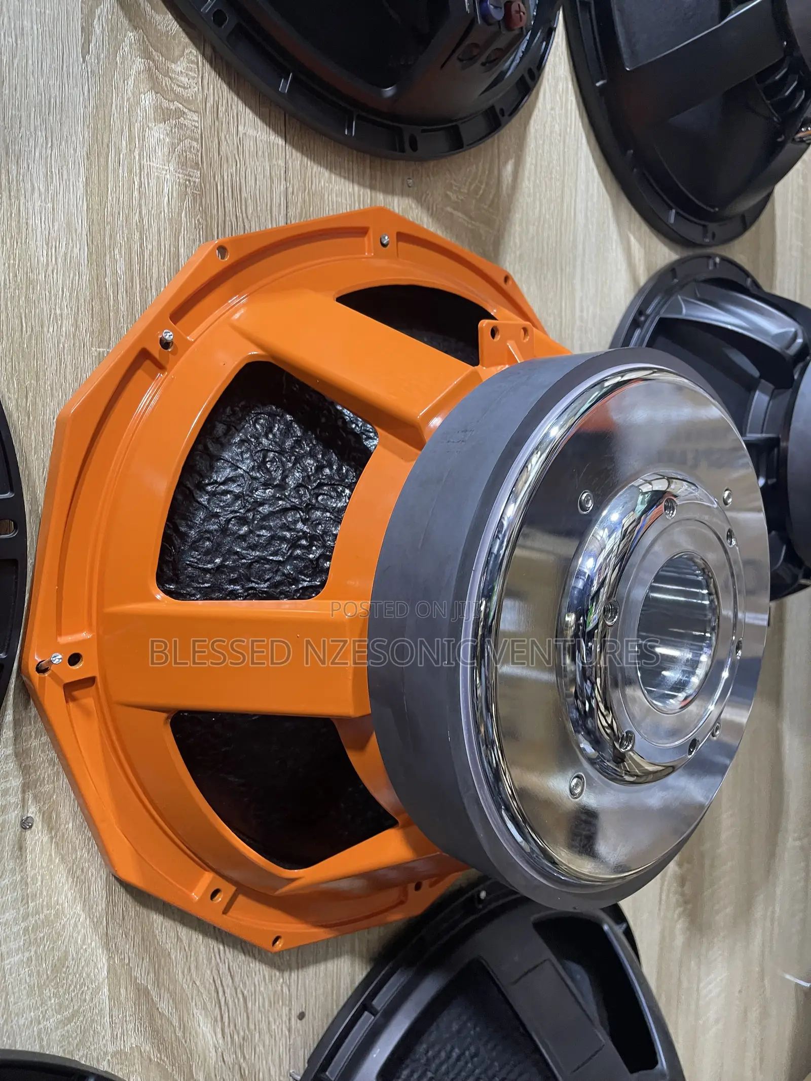 Double Magnet Speakers