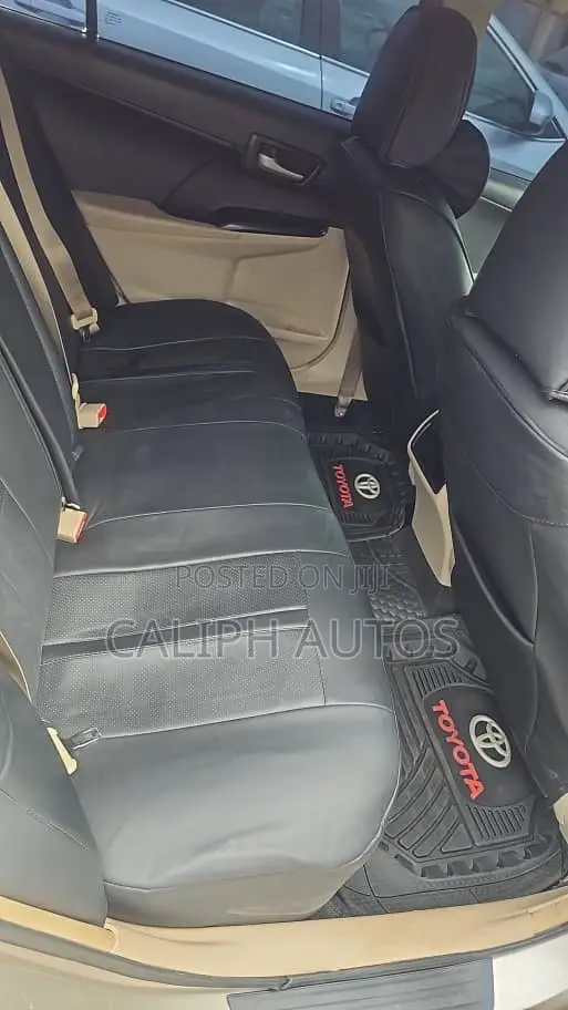 Toyota Camry LE 4dr Sedan (2.5L 4cyl 6A) 2014 Brown