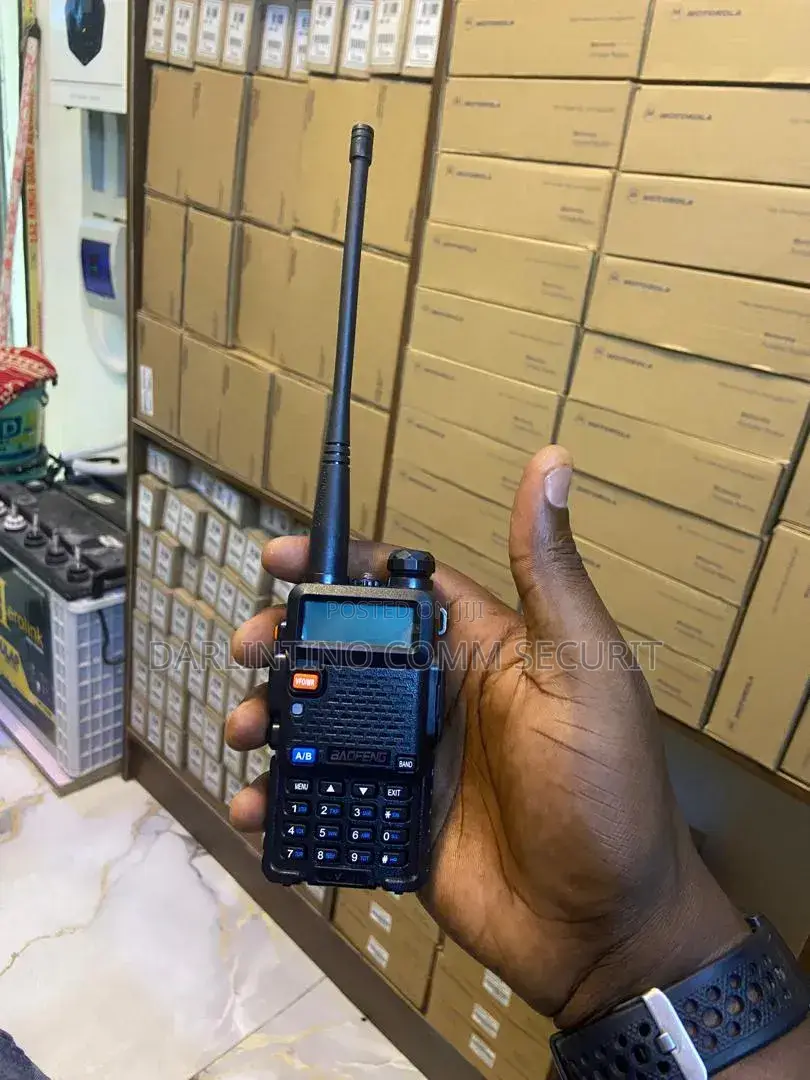Baofeng UV-5R, a Dual-Band VHF/UHF Handheld Two-Way Radio