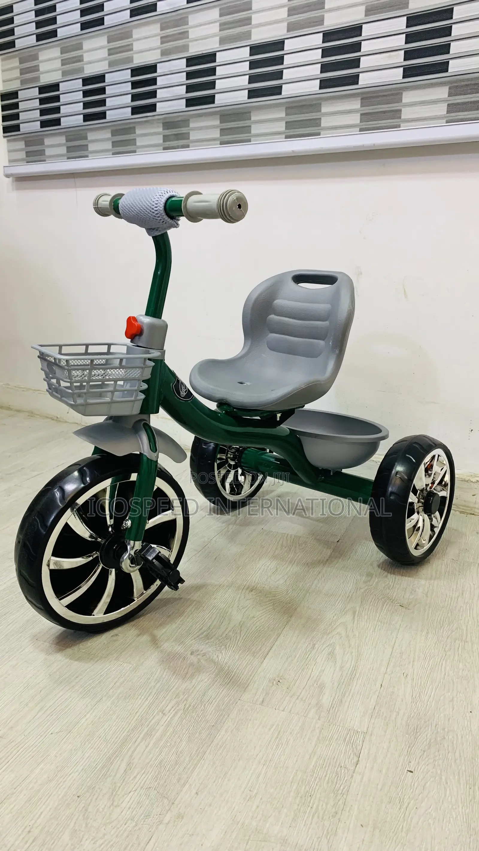 Green Tricycle Kids Ride for Age 1-5