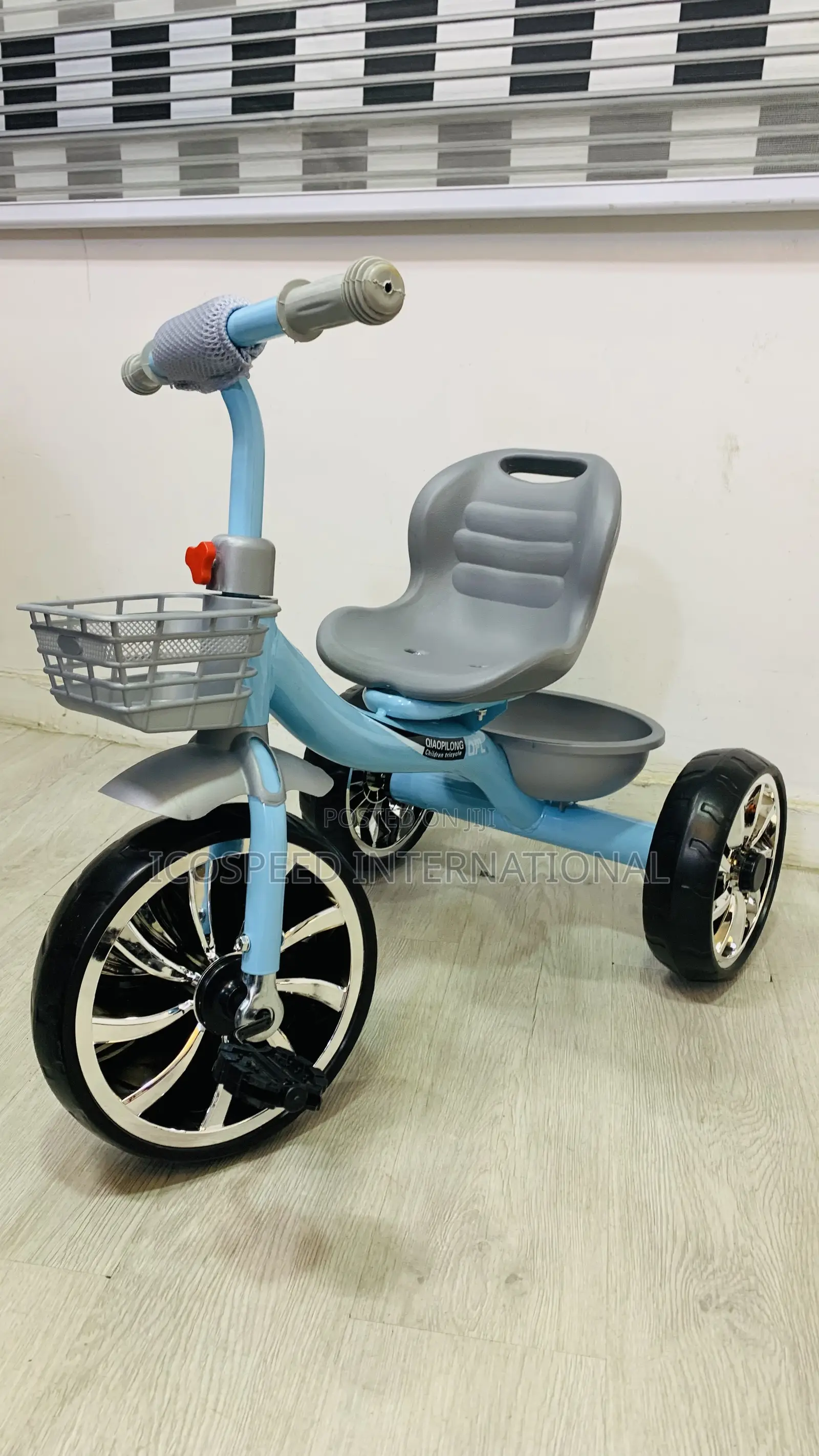 Blue Tricycle Kids Ride Age 1-5